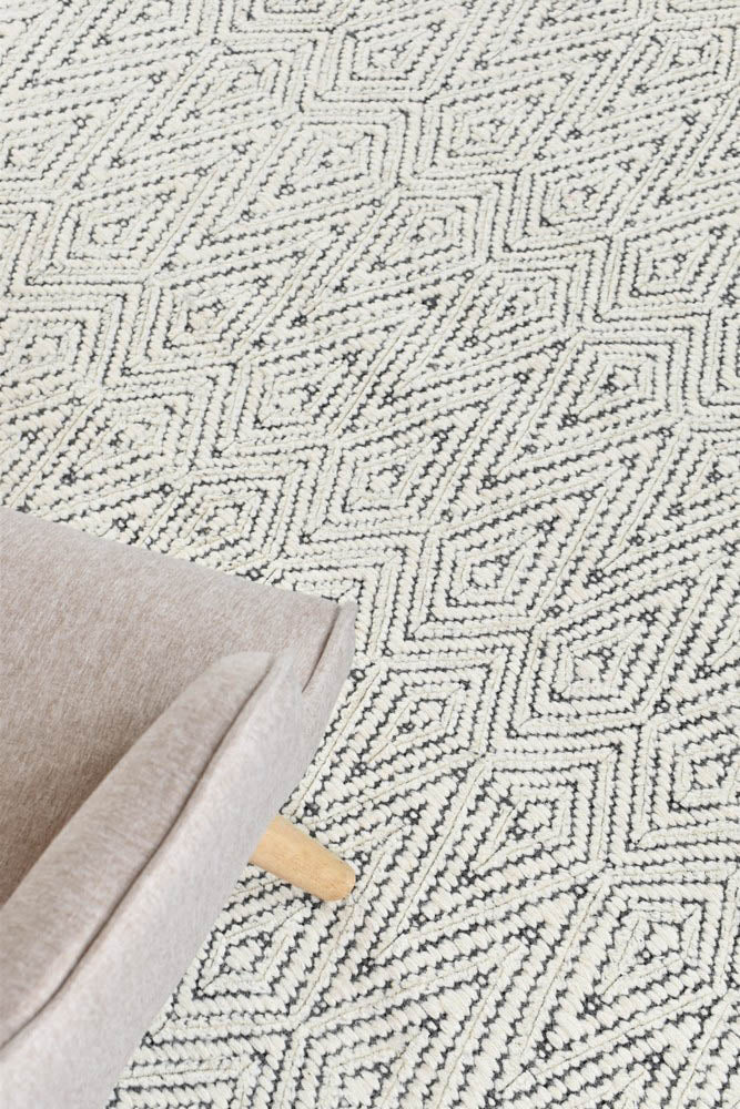 Aroma Ivory Rug