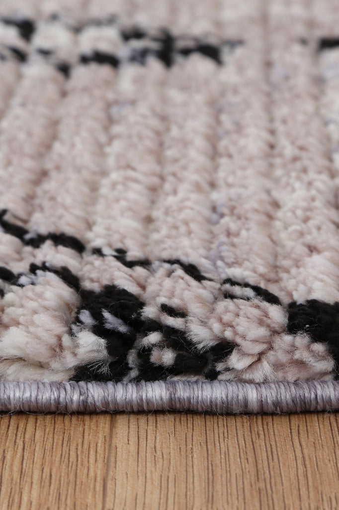 Moda Tribal Diamond Ash Rug 