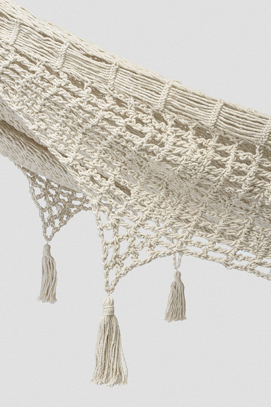 Outdoor undercover cotton Mayan Legacy hammock with crocheted tassels King Size Marble