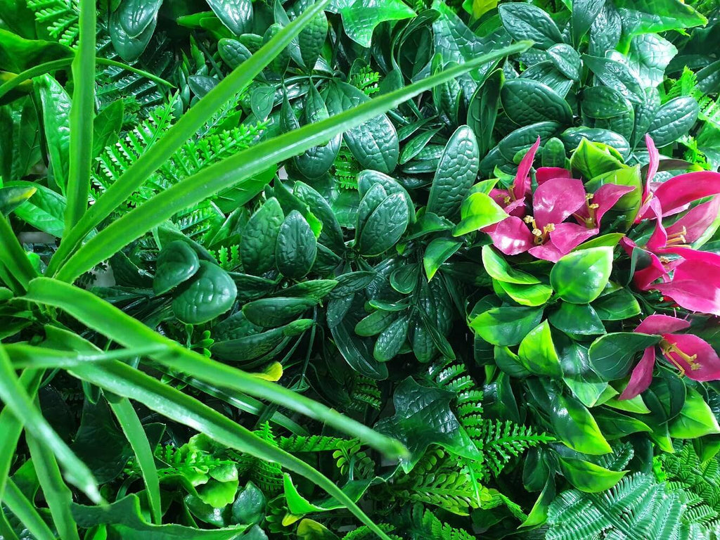 Elegant Red Rose Vertical Garden / Green Wall UV Resistant Sample - Housethings 