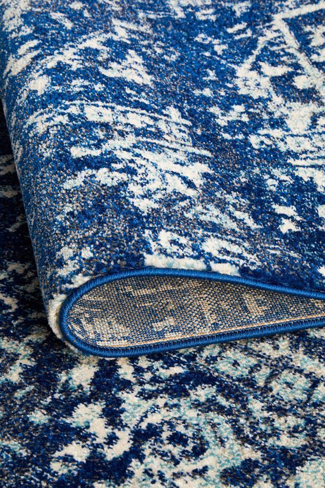 Evoke Contrast Navy Transitional Rug - House Things Evoke Collection
