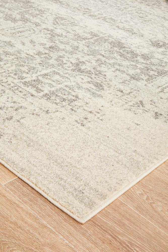 Classic White Silver Transitional Rug - House Things Evoke Collection