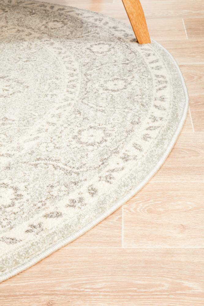 Evoke Silver Flower Transitional Round Rug - House Things Evoke Collection