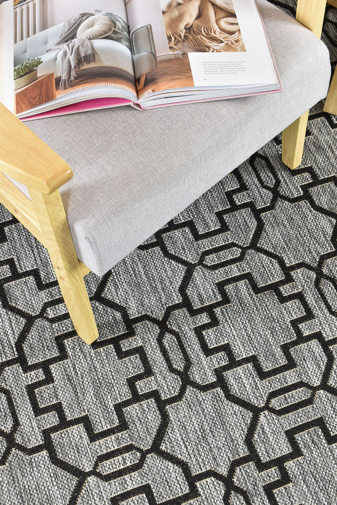 Pacific Grey Black Rug 208-DM9E - House Things INDOOR/OUTDOOR